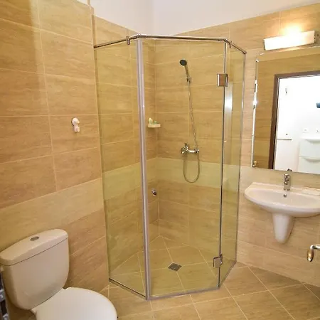 White Studio Apartament Burgas